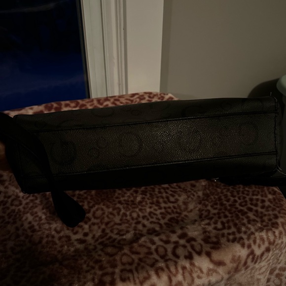 Guess black logo Satchel handbag - Picture 4 of 4